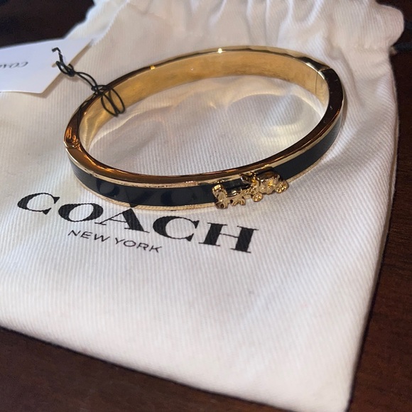 Coach magnetic bracelet - Picture 1 of 3